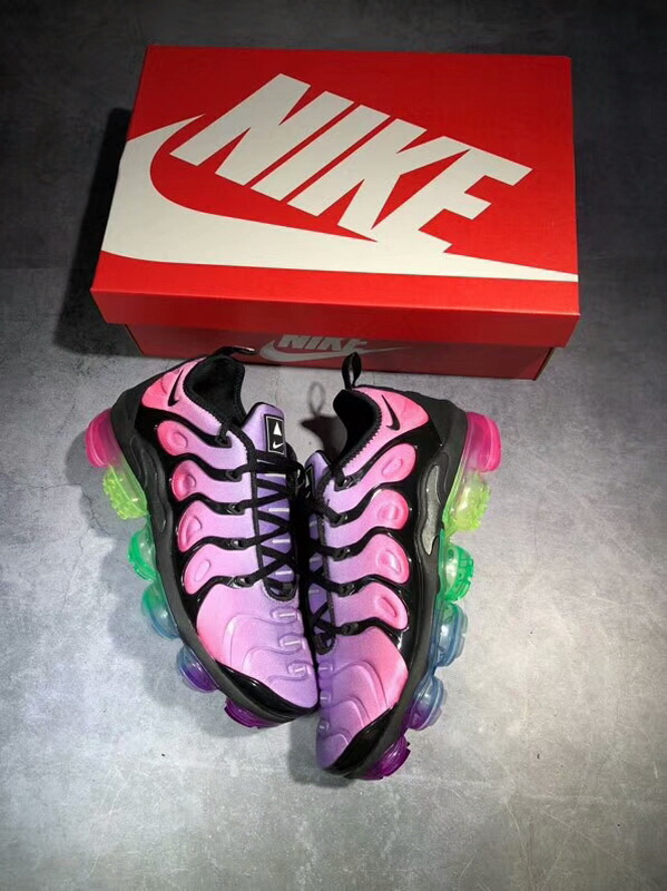 Authentic Nike Air Vapormax Plus women 1 